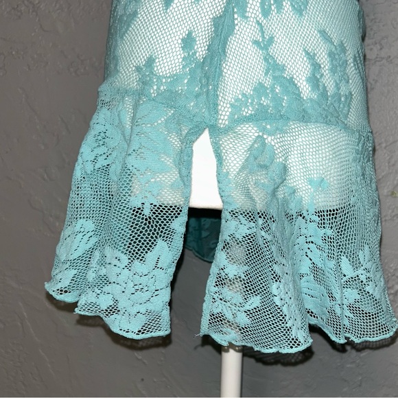 Y2K VS Baby Blue Halter Lace Slip - Picture 4 of 6